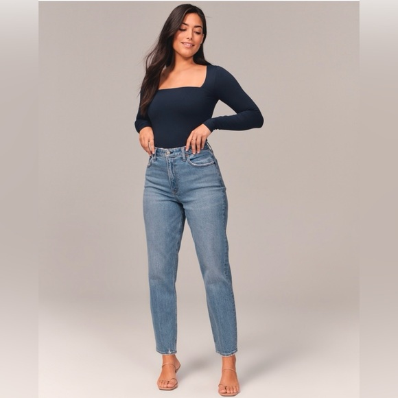 Abercrombie & Fitch Denim - NWT Abercrombie&Fitch Curve Love High Rise Mom Jean
